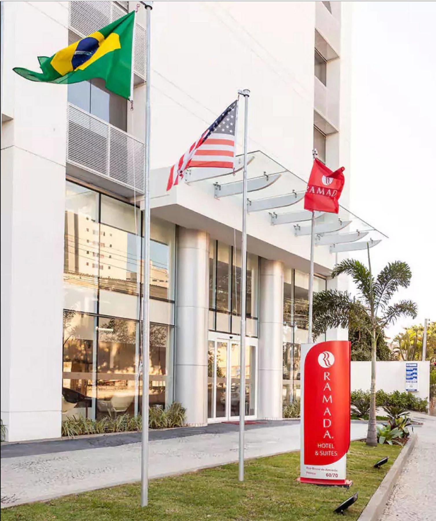 Ramada Hotel&suites Campos Pelinca Hotel