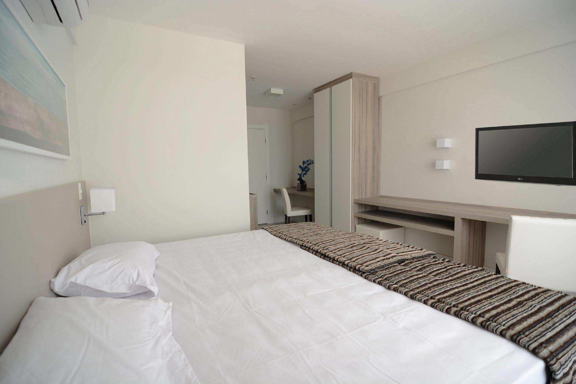 Ramada Hotel&suites Campos Pelinca Hotel